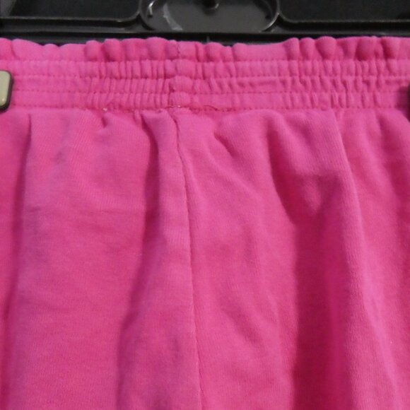 Unbranded | 10 inch waist | Pink Shorts With Silver Heart Design - Picture 11 of 15